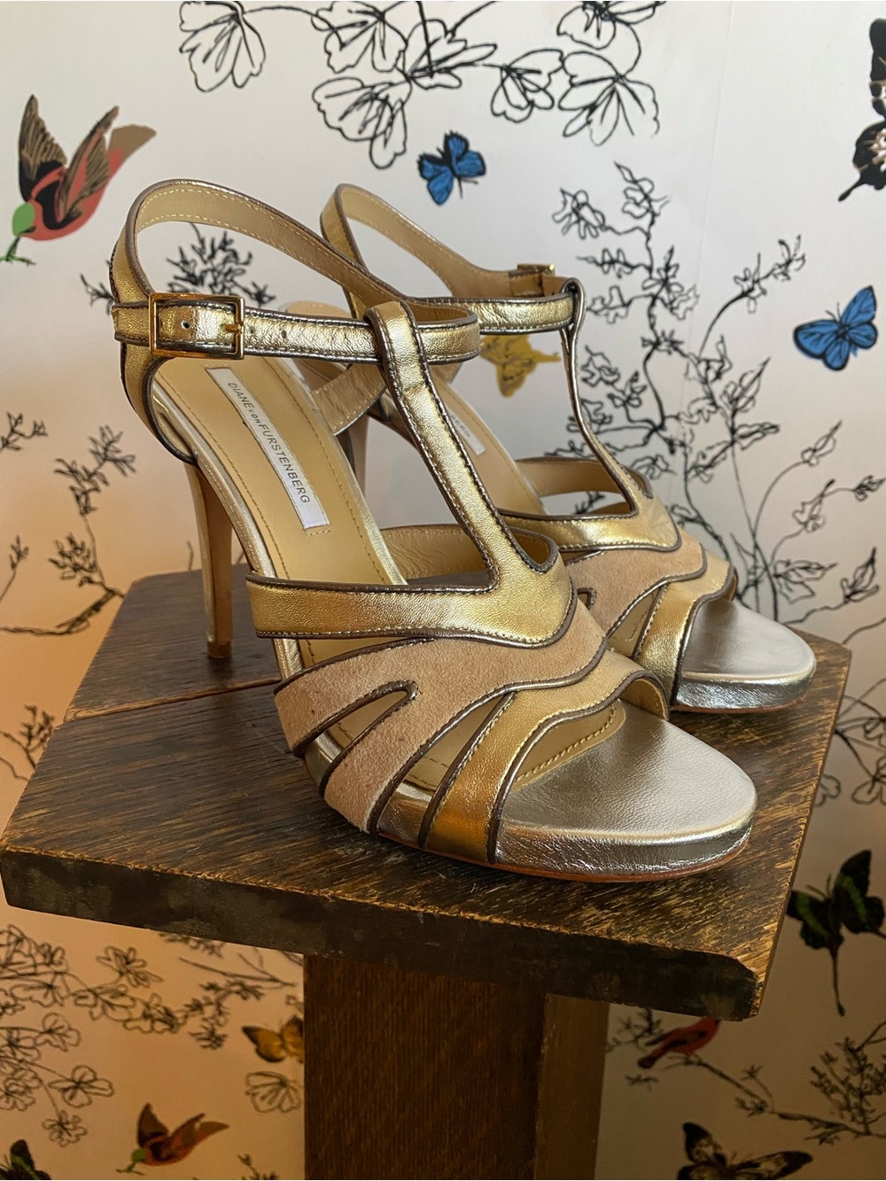 Diane Von Furstenberg Tan, Silver and Gold Heels